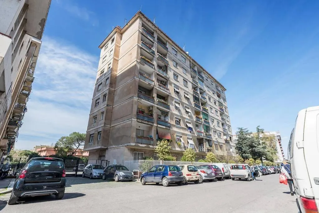 Cinema House In Cinecitta Apartment Rome Italy