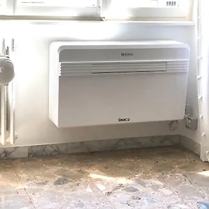 Questa Casa Non è Un Ciu-atr 9390-9 Appartement