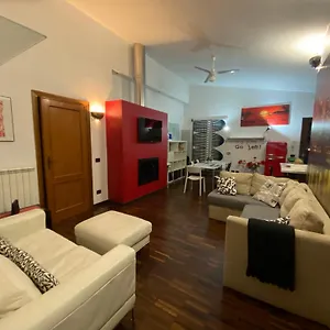 Apartment Casa Cirella Near Anagnina Metro, Rome